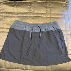 Women’s Columbia navy blue Skort Large